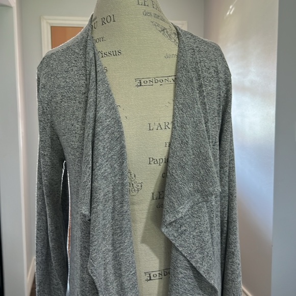 Long sweater - Picture 2 of 5